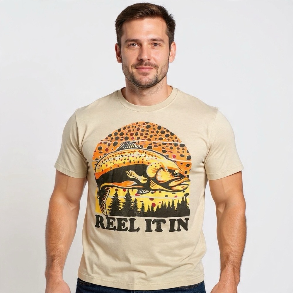 Mad Engine “Reel It In” Fishing Graphic Tee Cream Men’s Sz LT